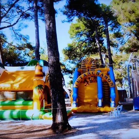Camping Lux Camp - Mobile Homes In Bi Village