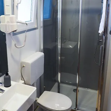 Lux Camp - Mobile Homes In Bi Village Camping Fažana