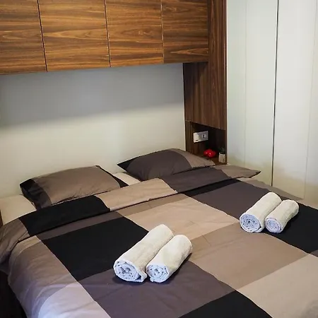 Lux Camp - Mobile Homes In Bi Village Camping *