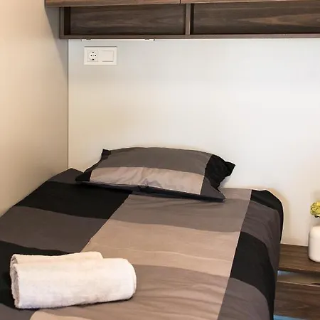 Lux Camp - Mobile Homes In Bi Village *