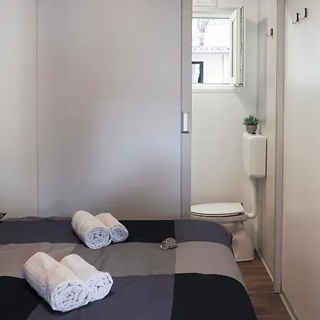 Lux Camp - Mobile Homes In Bi Village